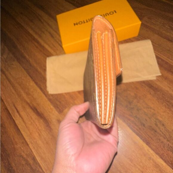 Louis Vuitton Monogram Wallet - Picture 14 of 15